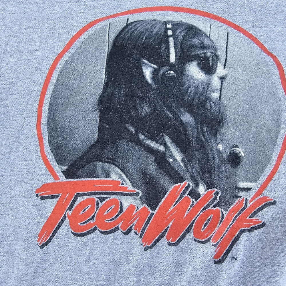 TEEN WOLF PREOWNED MENS XL SHIRT 2019,funko,horror,sci fi,thriller,action,comic